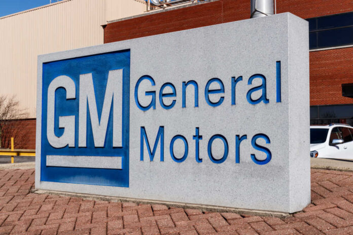 shutterstock_1346649860.jpg featured image General Motors sign outside a building